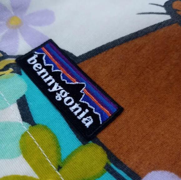 Vintage 1999 Scooby Doo Custom Reworked Bennygonia Shorts - Picture 2 of 8